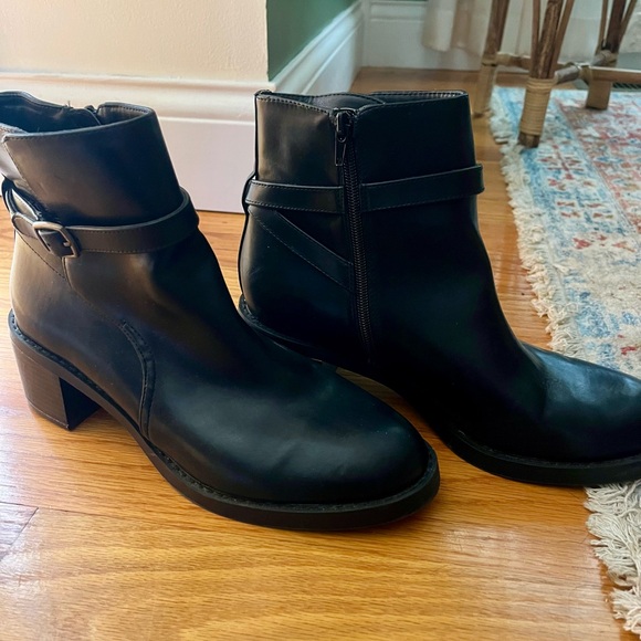 Shoes - Classic Black Ankle Booties with Side Zip & Buckle Women’s Size 10